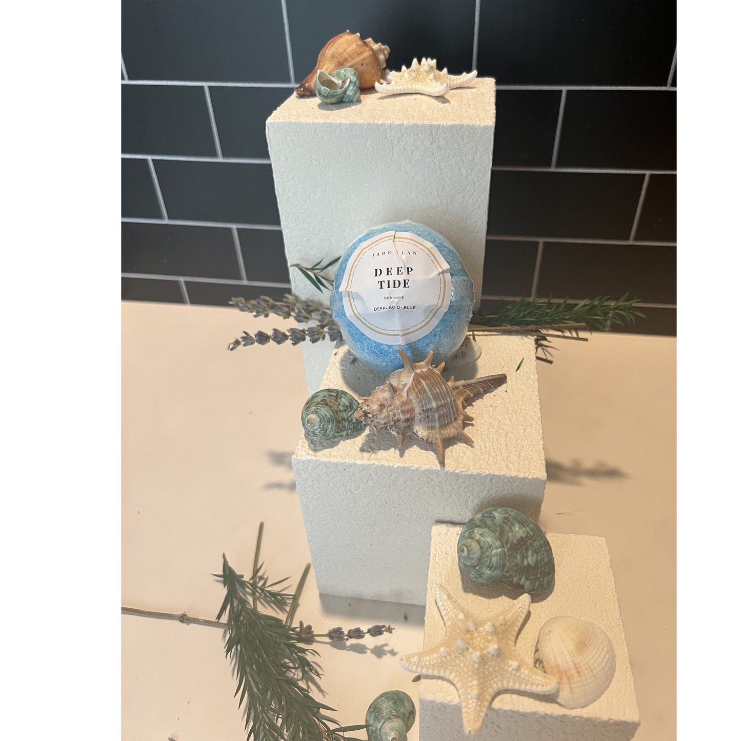 Deep Tide Bath Bomb